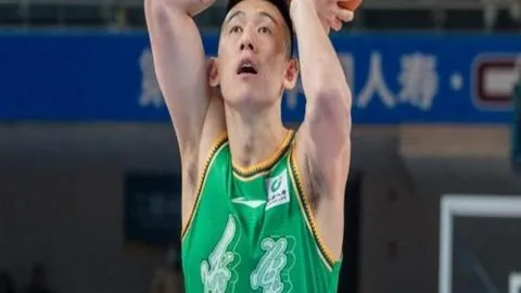 阿德利助力勒沃库森战胜波鸿